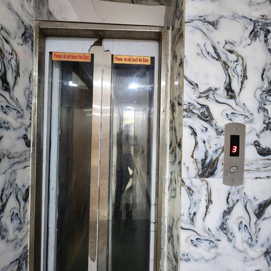 Hotel Royal Afghan Nuova Delhi Esterno foto
